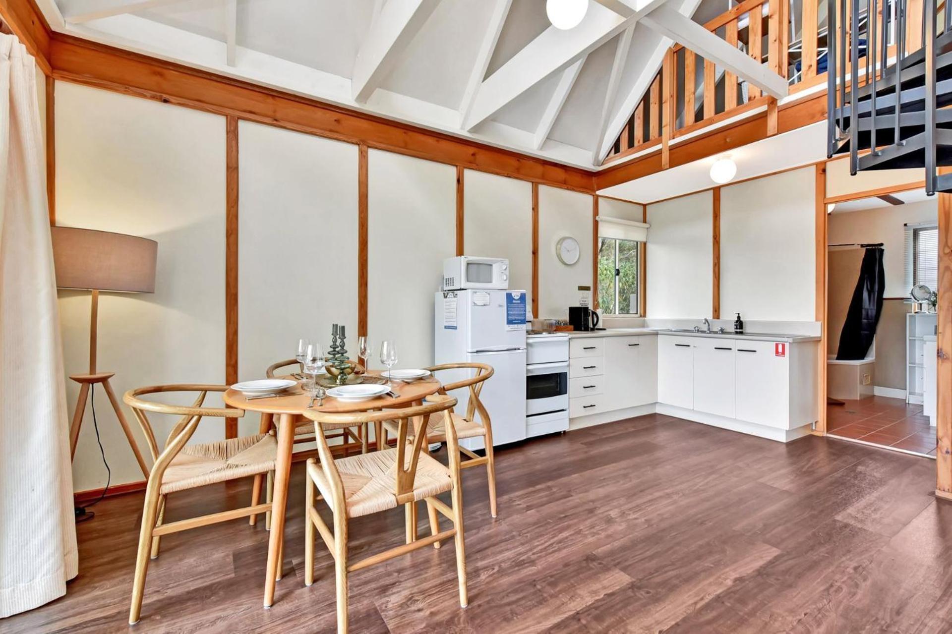 Bracken Ridge Vineyard - The Kingston - Villa 3 Rothbury Buitenkant foto