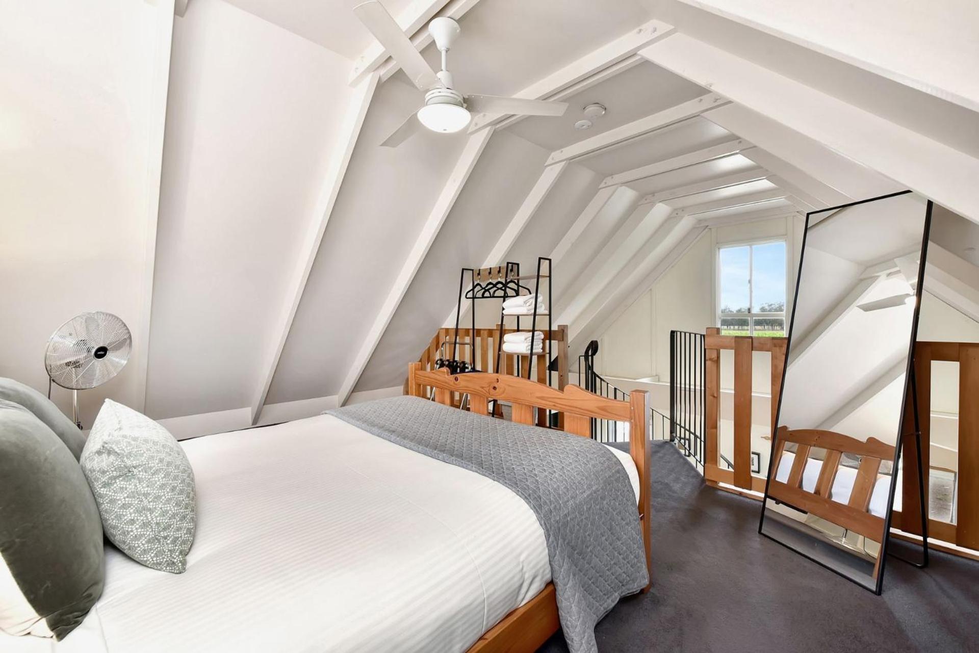 Bracken Ridge Vineyard - The Kingston - Villa 3 Rothbury Buitenkant foto